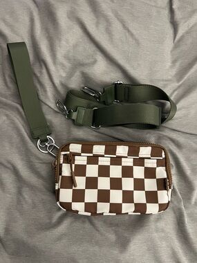 Iris Trio Wallet (Checkered/Beige/Olive)